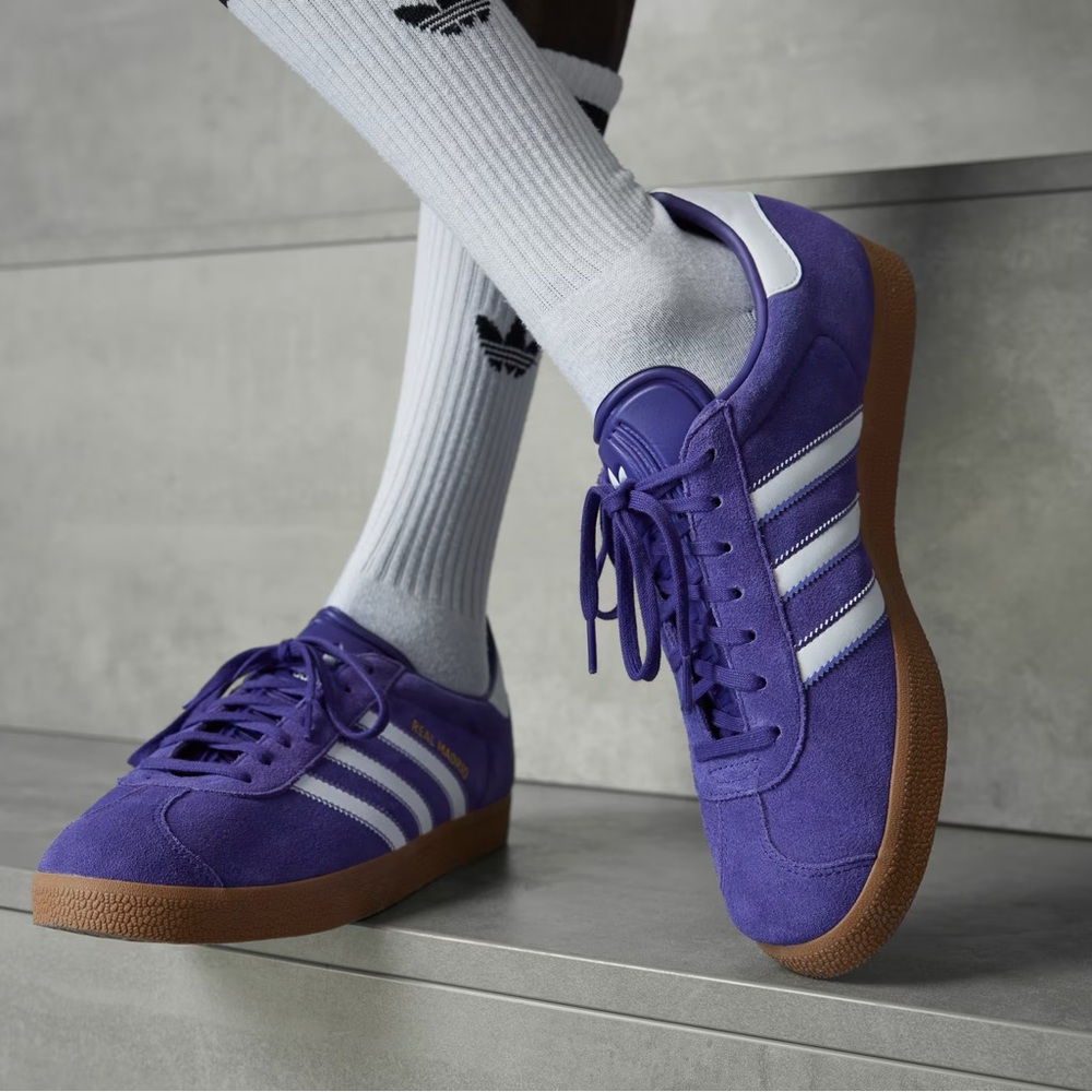 Adidas Men's Purple and White Sneakers